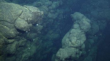 rim of collapse pit