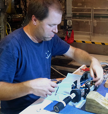 reconfiguring the laser raman spectrometer