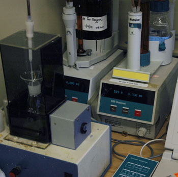 Gernot Friederich built this machine automating the analysis of dissolved oxygen levels in water.