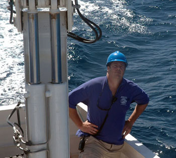First Mate George Gunther George has only been at MBARI for a few years but he has been a sailor all his life. After serving in the Coast Guard as a quarter master, he worked on a variety of ships, serving as captain of the Seward Johnsons I and II, and the R/V Sea Diver for Harbor Branch Oceanographic Institute. He has also worked for the Bermuda Institute of Ocean Sciences (BIOS). George likes working with scientists and finds working on research vessels more interesting than working on other types of ships.