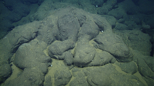 elongate lavas cascading down steep outer walls
