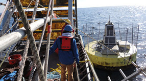 wave-power buoy recovery