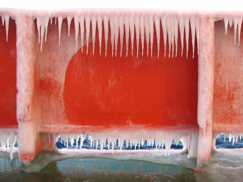 During the previous cruise in 2008, icicles grew over 30 cm long. Only small icicles, less than five centimeters, have shown up on this cruise. Photo by Ron Kaufmann, 2008.