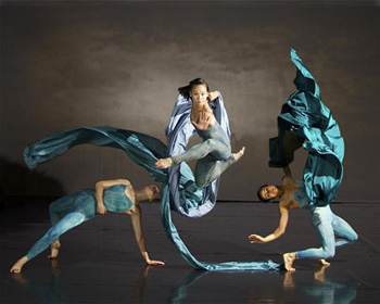 ocean-three dancers350