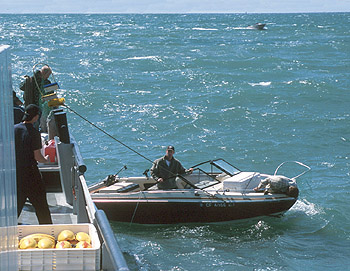 The recent rescue was not the first time the crew of the R/V Point Lobos had come to the aid of other vessels. In 2001, the crew gave a tow to a pair of fishermen whose motor had failed. Image: Todd Walsh (c) 2001 MBARI