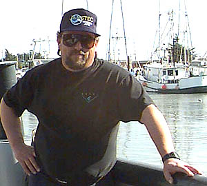Greg Maudlin, First Mate on the the research vessel Point Lobos, was serving as Relief Captain on the day of the rescue. Image: Todd Walsh (c) 2006 MBARI