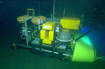 During July 2009, the Benthic Rover traveled across the seafloor while hooked up to the MARS ocean observatory. This allowed researchers to control the vehicle in 