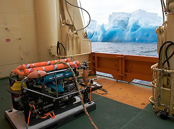 icebergs-rov-350