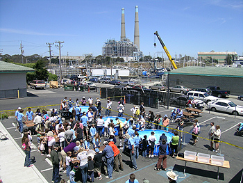 Kids of all ages enjoyed making and testing their own remotely operated vehicles in wading pools set up in the MBARI parking lot. Photo: Heather Fulton-Bennett (c) 2007 MBARI