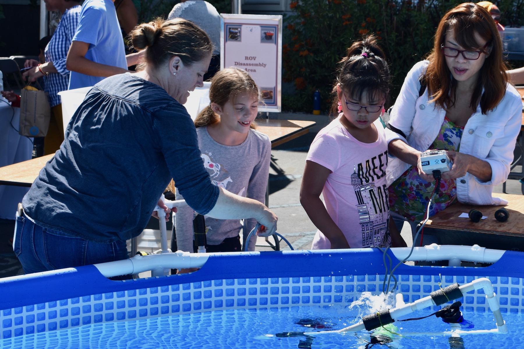2019 Open House Build Your Own ROV Families Dave Caress 1800