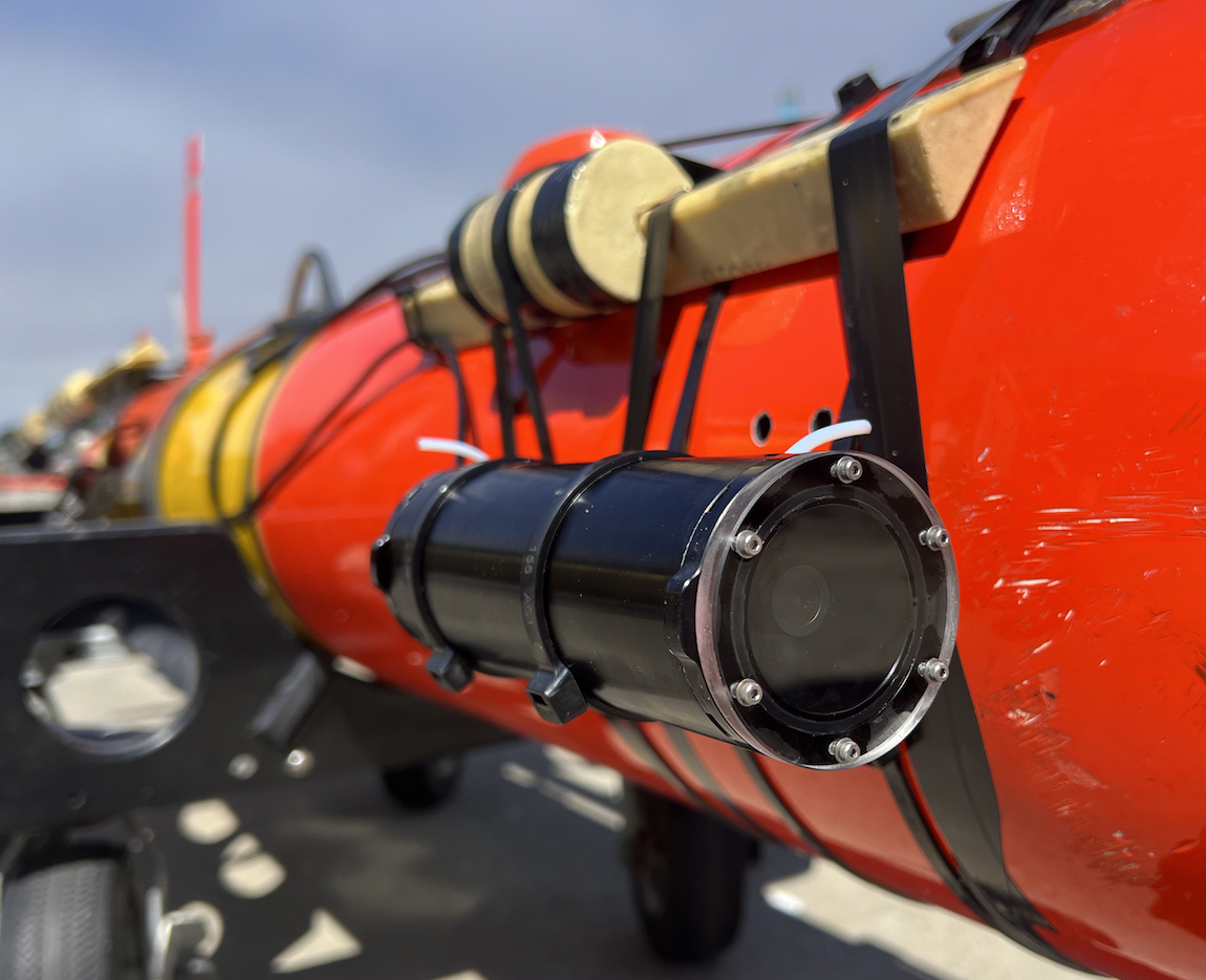 Innovative camera system provides a closer look at elusive ocean ...