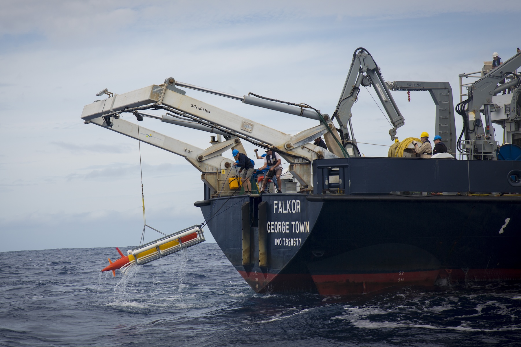 MBARI technology helps reveal rhythms of microbial activity in open ocean eddies